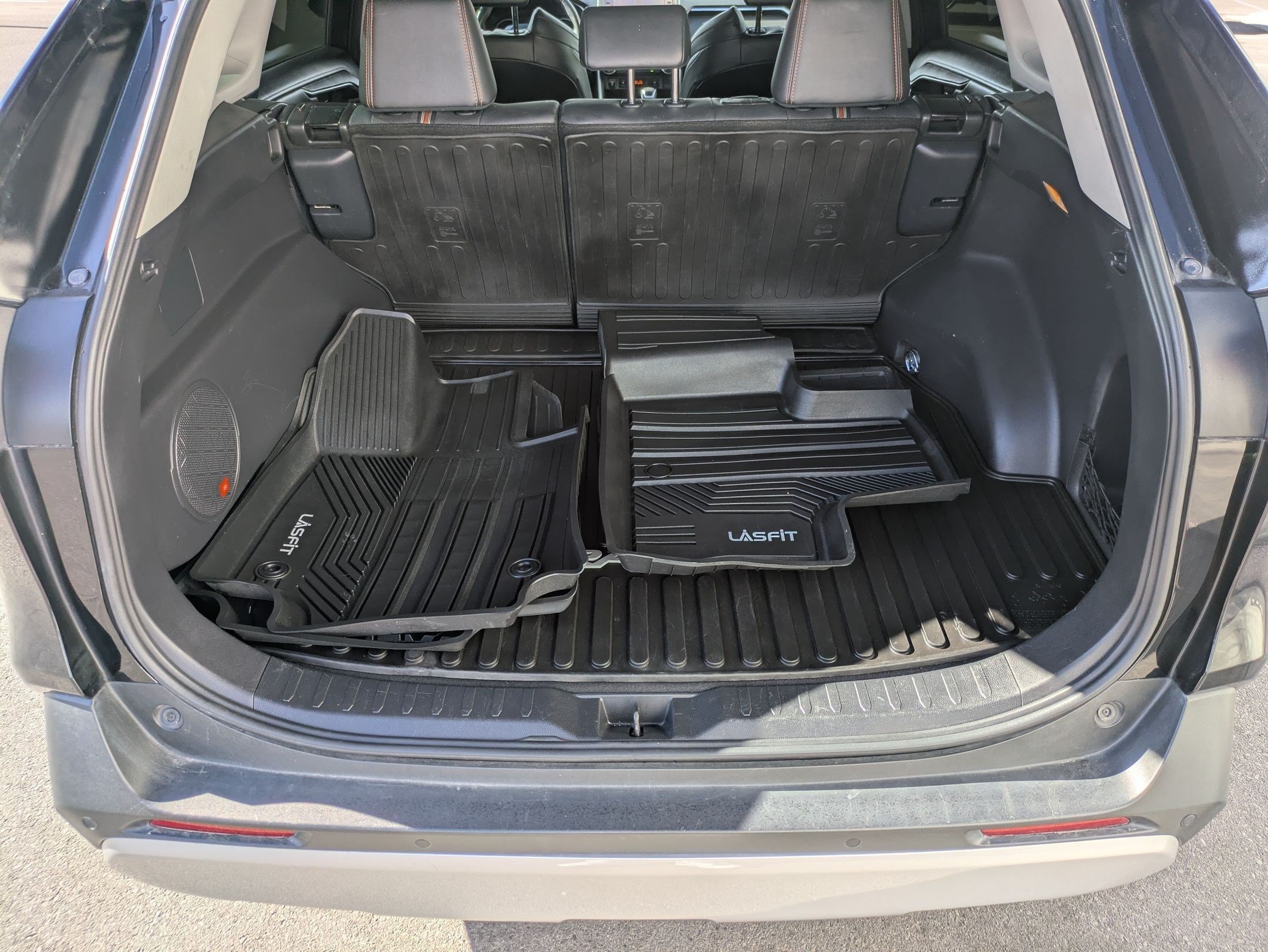 Used 2019 Midnight Black Metallic Toyota Adventure image 30