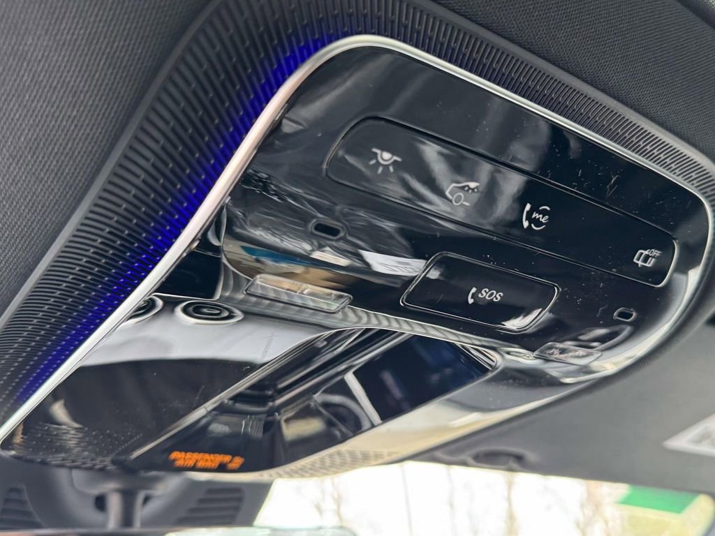 New 2026 Black Mercedes-Benz GLC 300 image 24