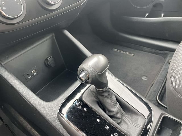 Used 2018 Aurora Black Kia LX image 29