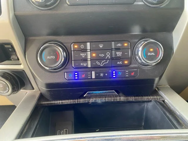 Used 2021 White Ford Lariat image 21