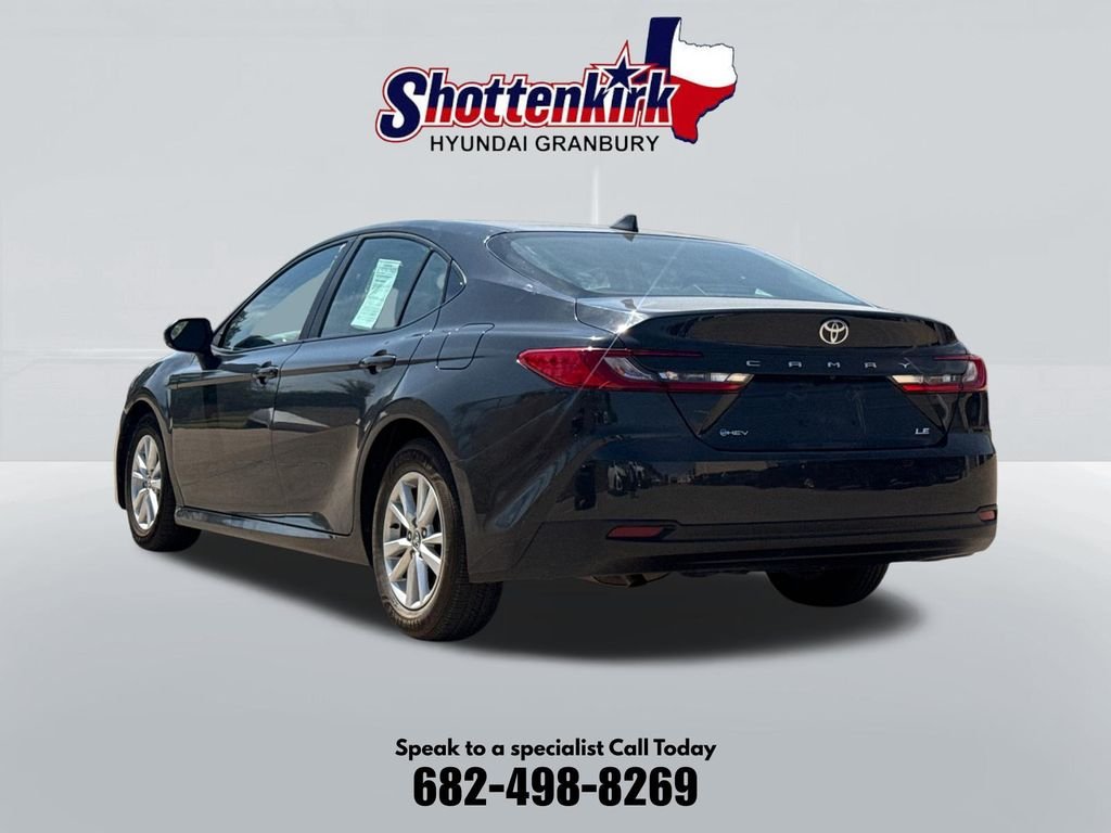 Used 2025  Toyota LE image 8