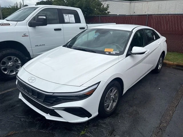 2026 Hyundai Elantra SE