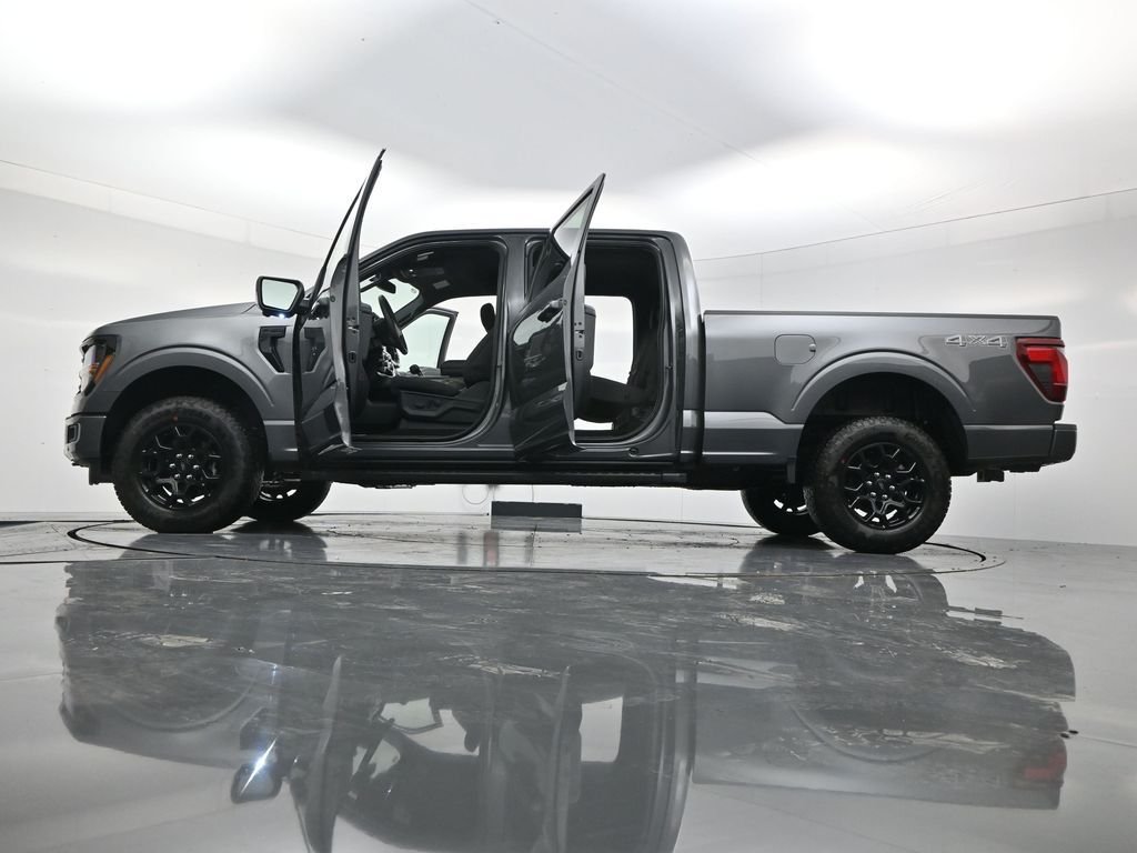 New 2026 Carbonized Gray Metallic Ford XLT image 48