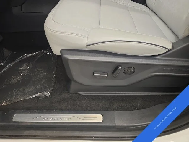 New 2026 Star White Metallic Tri-Coat Ford MAX Platinum® image 43
