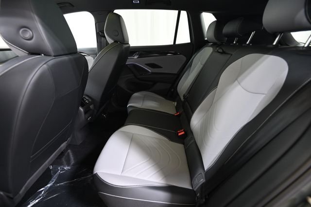 New 2026 Green Volkswagen 2.0T SE R-Line Black image 8
