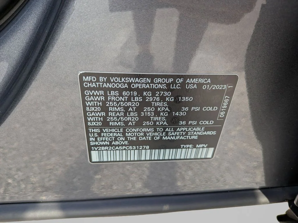 Used 2023 Gray Volkswagen SEL image 36