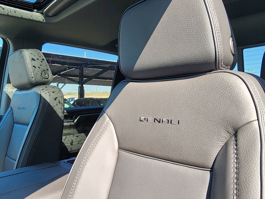 2026 GMC Sierra 2500HD Denali - Photo 20