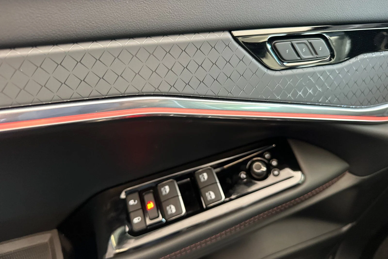 2025 Jeep Wagoneer S Limited - Photo 7