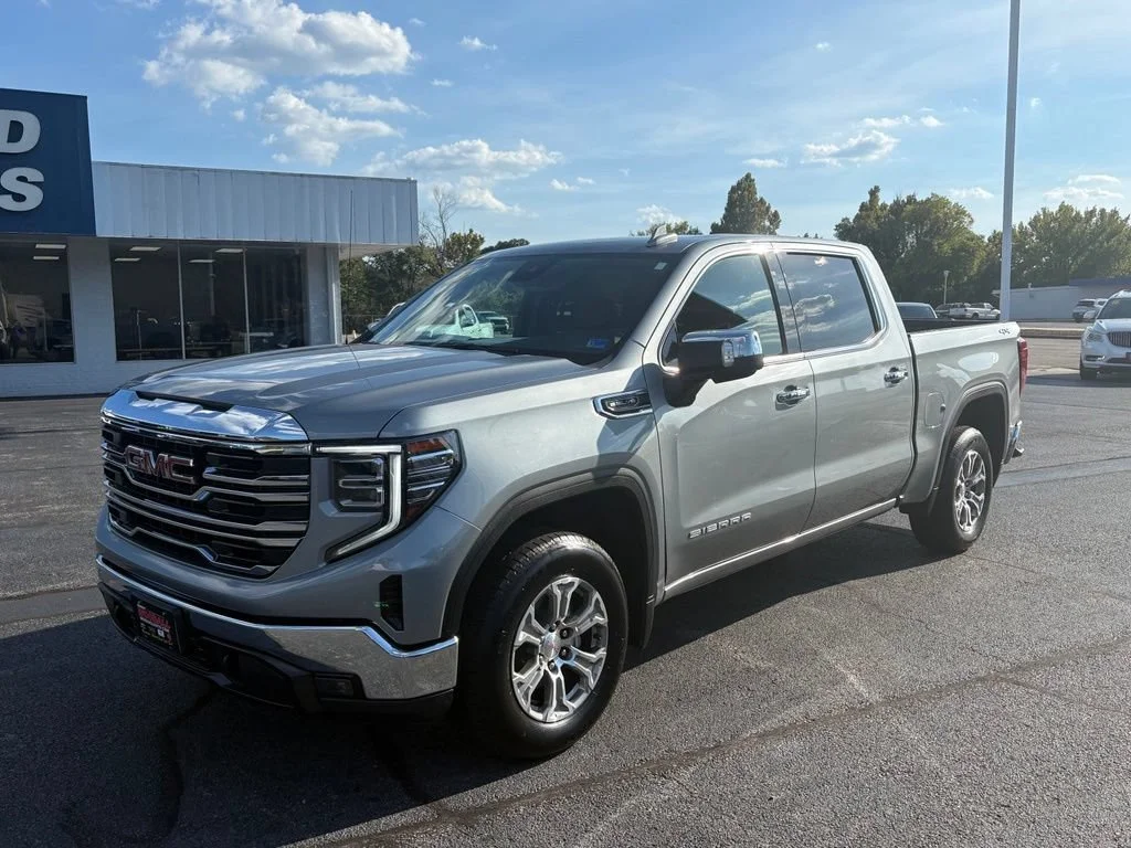 Used 2025 Sterling Metallic GMC SLT image 2