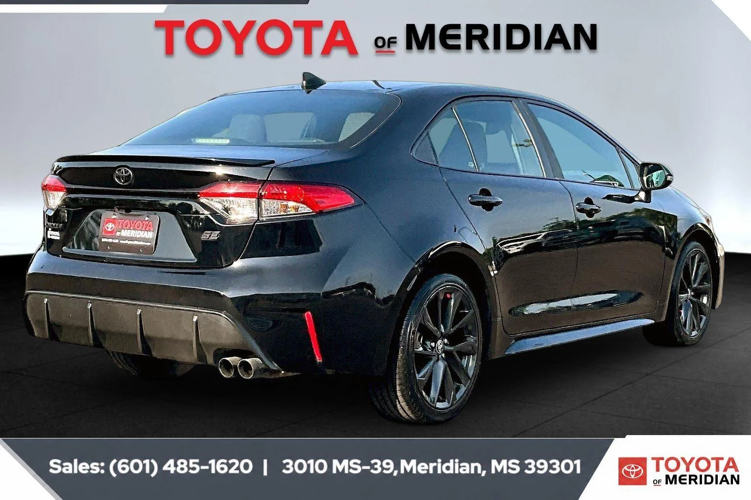Used 2023 Midnight Black Metallic Toyota SE image 11