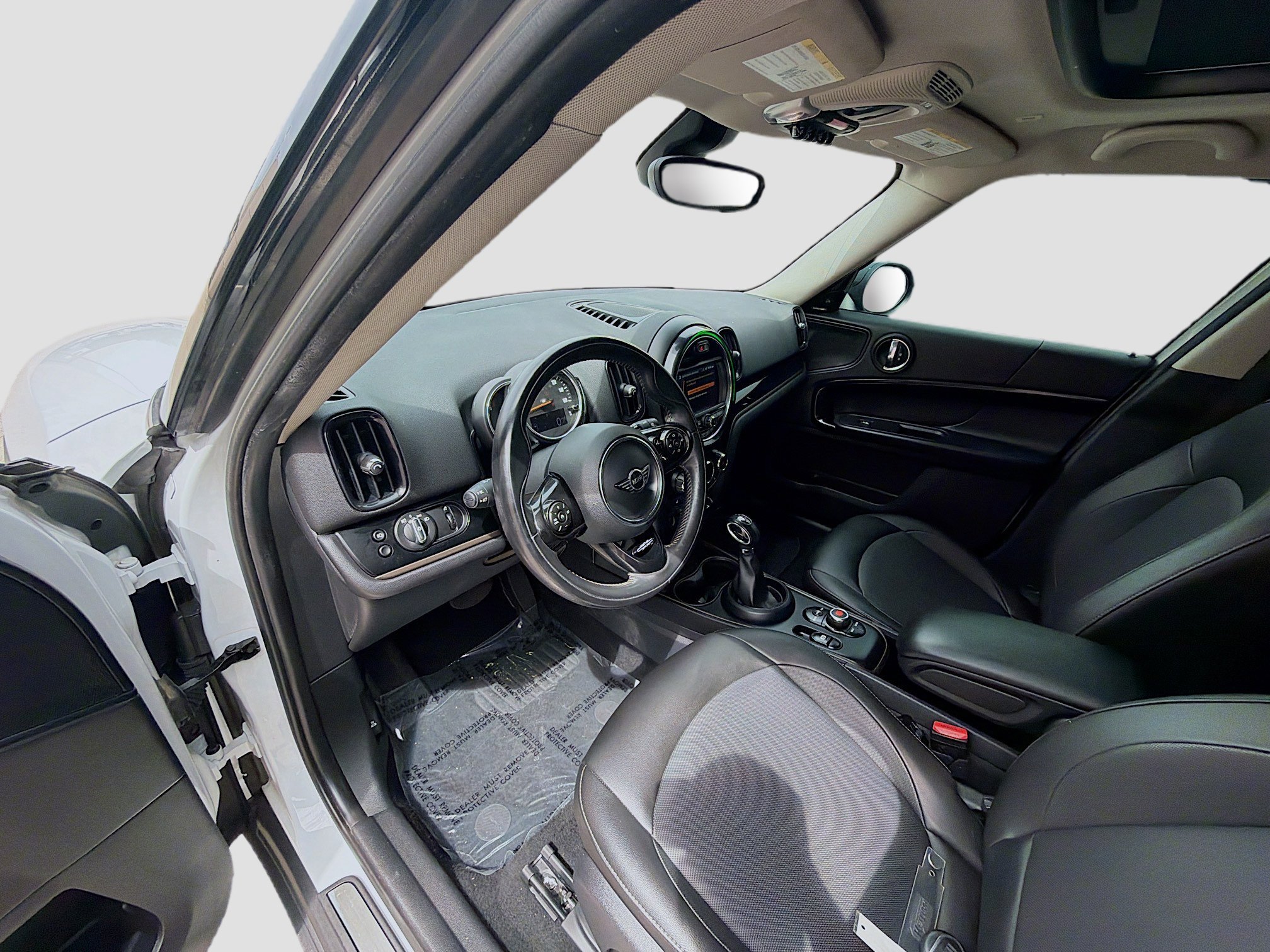 Used 2019 Light White MINI Cooper image 7