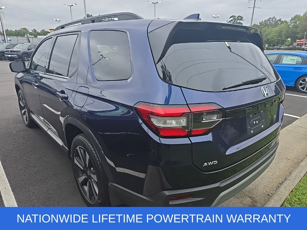 Used 2024  Honda Touring image 3