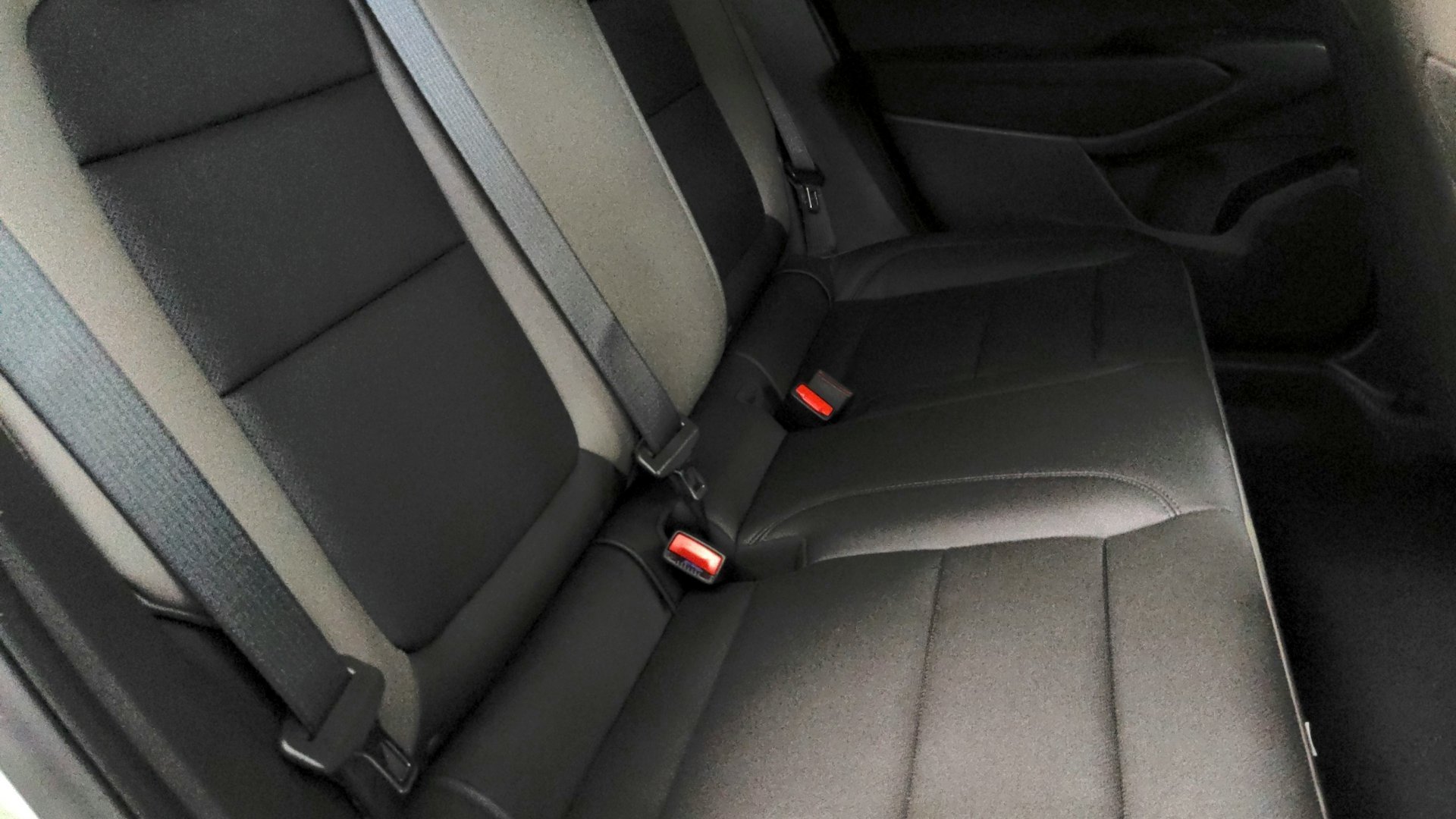 New 2026 Mosaic Black Metallic Chevrolet ACTIV image 20
