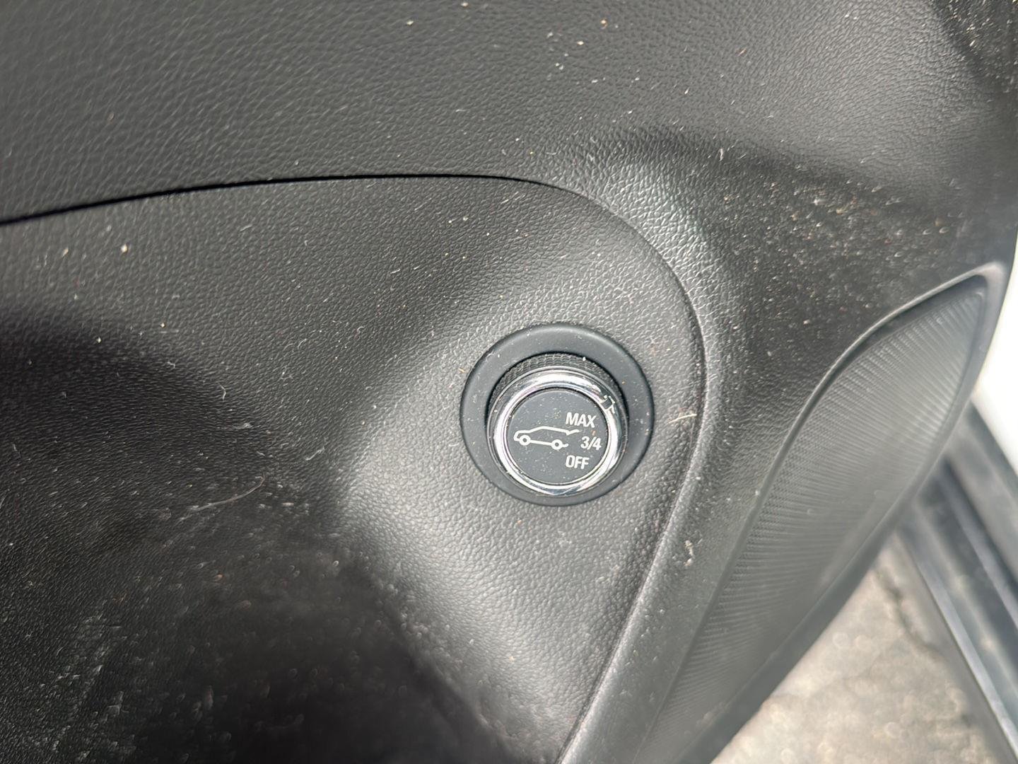 Used 2025 Summit White Buick Sport Touring image 14