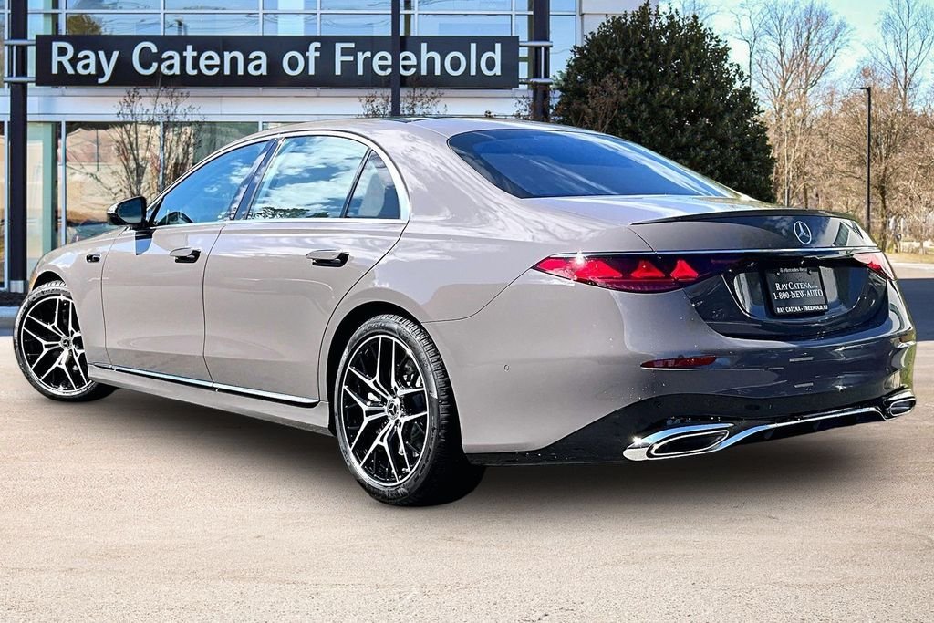 New 2027 Gray Mercedes-Benz S 500 image 3