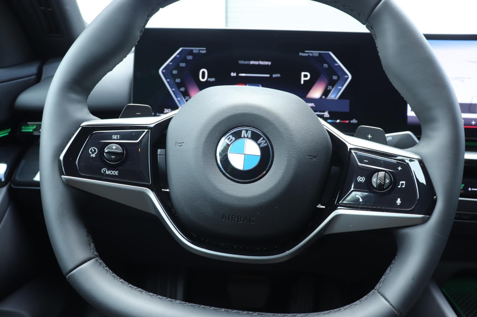 Used 2026 Alpine White BMW 530i image 26