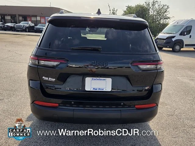 Used 2025 Black Jeep Altitude X image 12