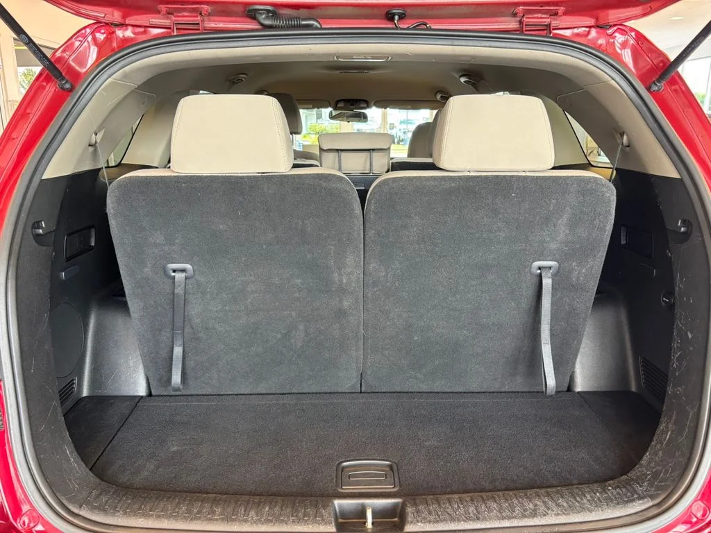 Used 2019 Red Kia LX image 28