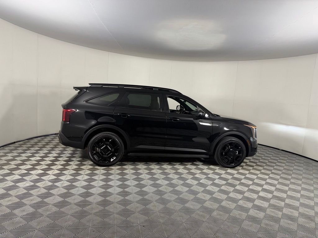 Used 2025 Black Kia X-Line SX Prestige image 5