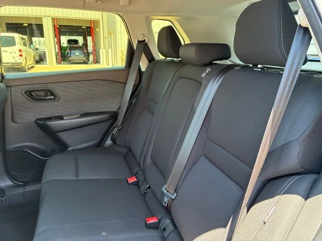 Used 2023 Super Black Nissan S image 9