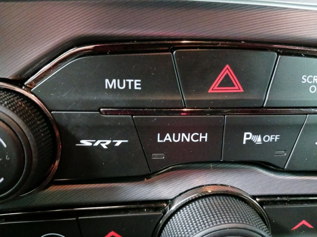 Used 2020 Red Dodge SRT Hellcat image 39