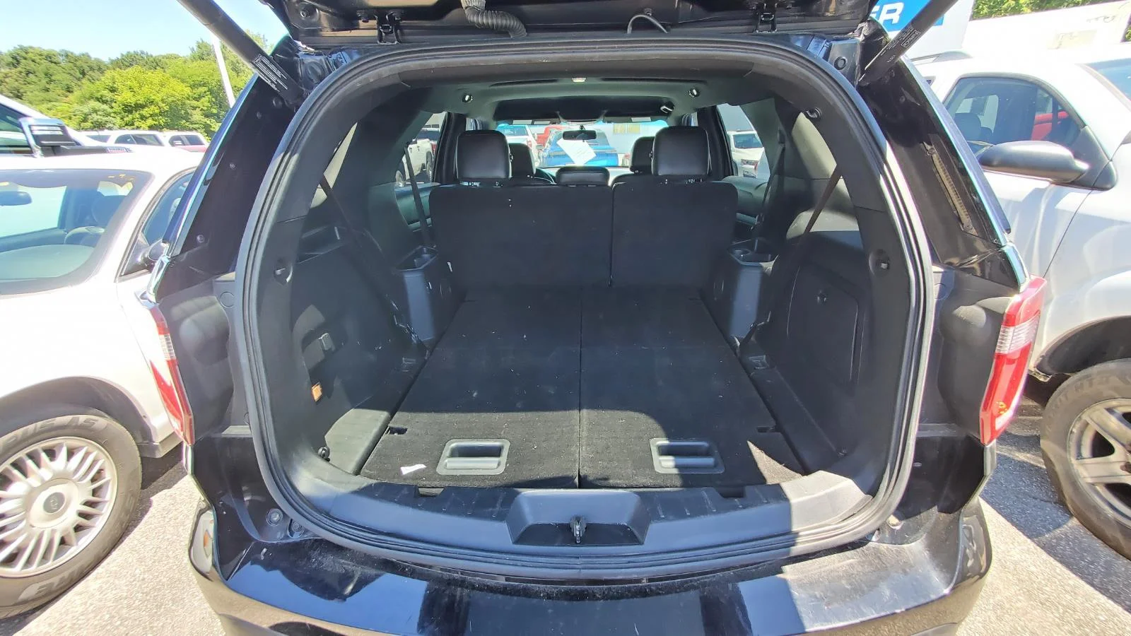Used 2016 Shadow Black Ford XLT image 9