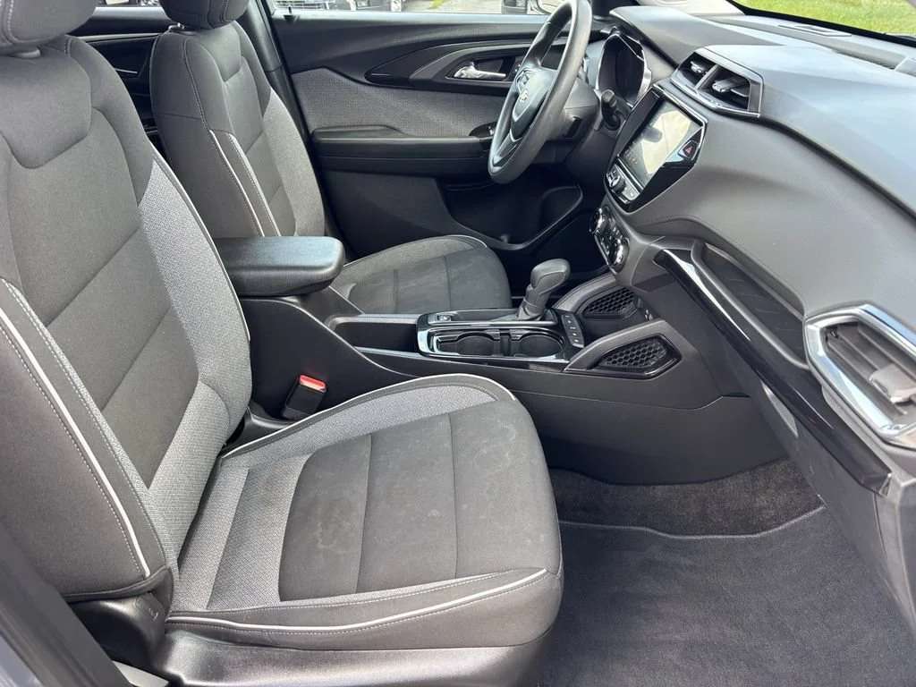 Used 2021 SATIN STEEL METALLIC Chevrolet LT image 21