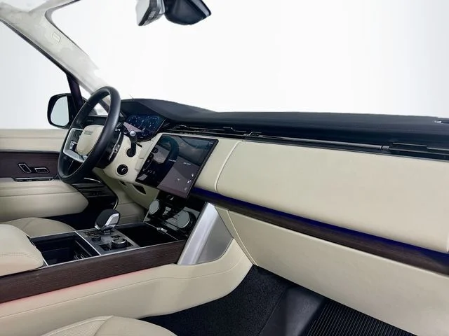 2023 Land Rover Range Rover SE - Photo 30