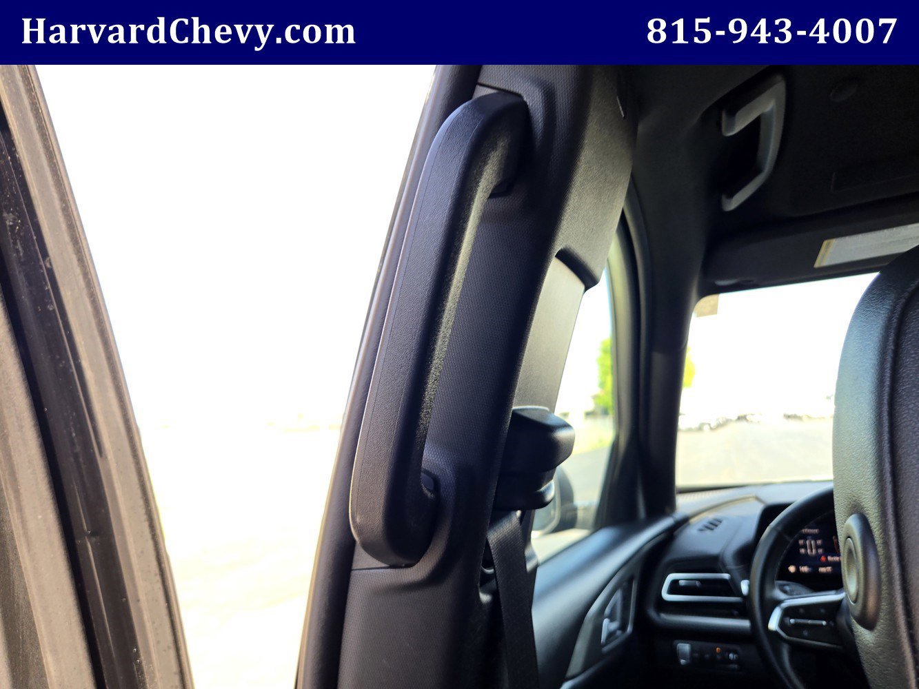 2025 Chevrolet Traverse LT - Photo 28