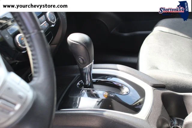 Used 2015 Black Nissan SL image 25