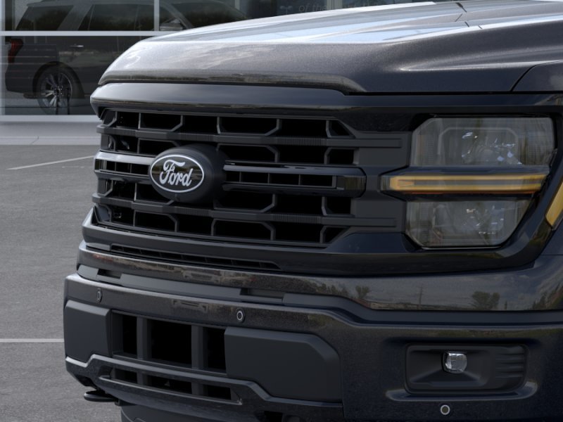 New 2026 Agate Black Metallic Ford XLT image 43