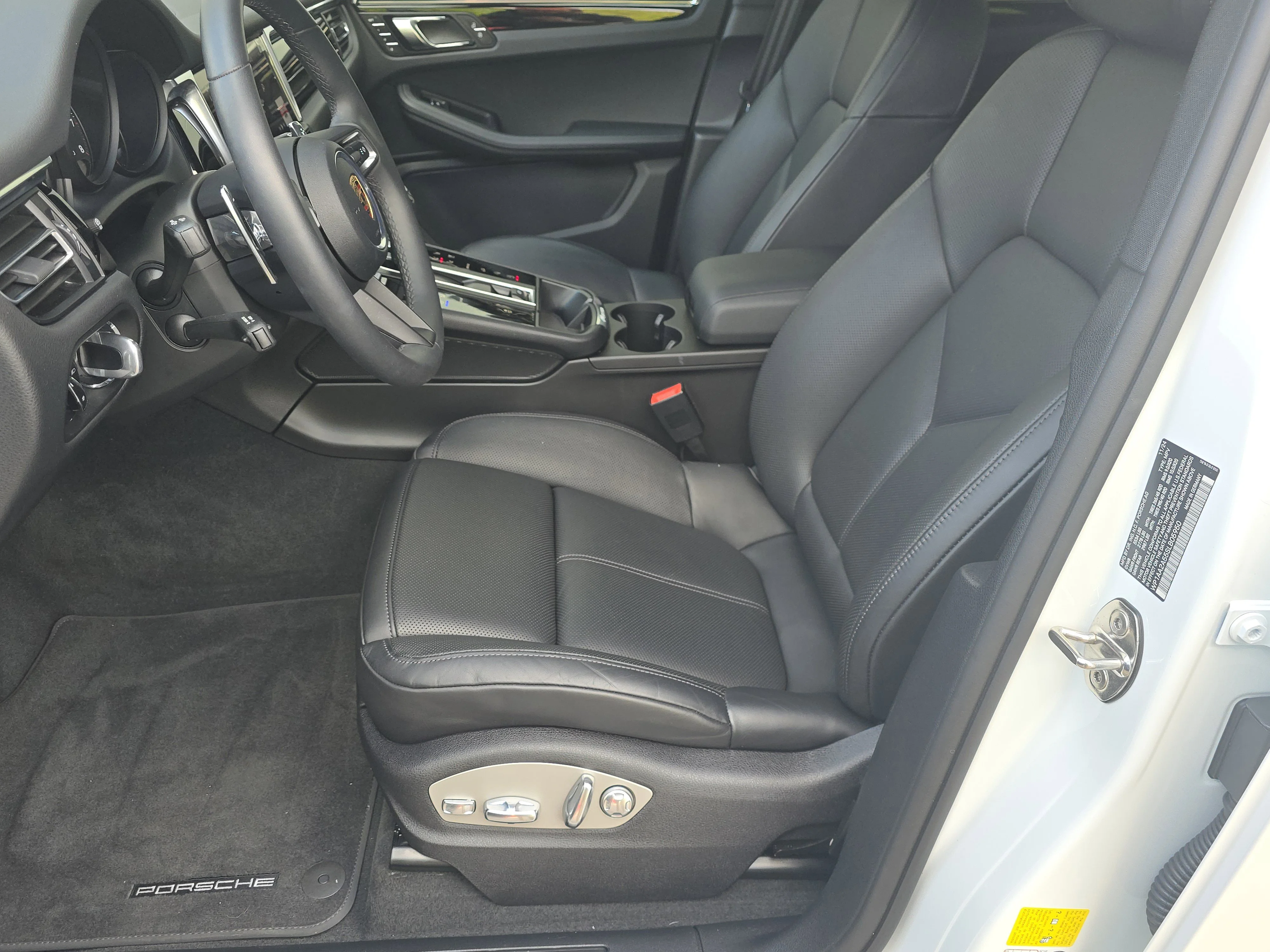 Certified Used 2025 White Porsche  image 5