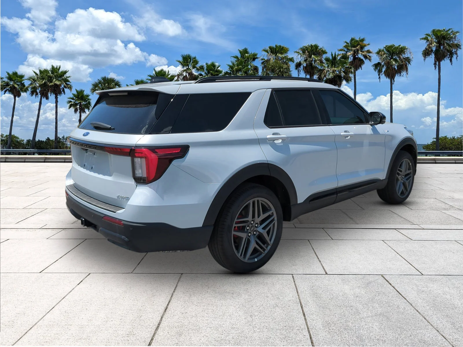 New 2026 Space White Metallic Ford ST-Line image 7