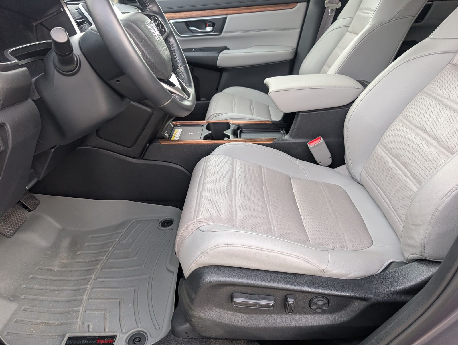 2021 Honda CR-V Touring - Photo 14