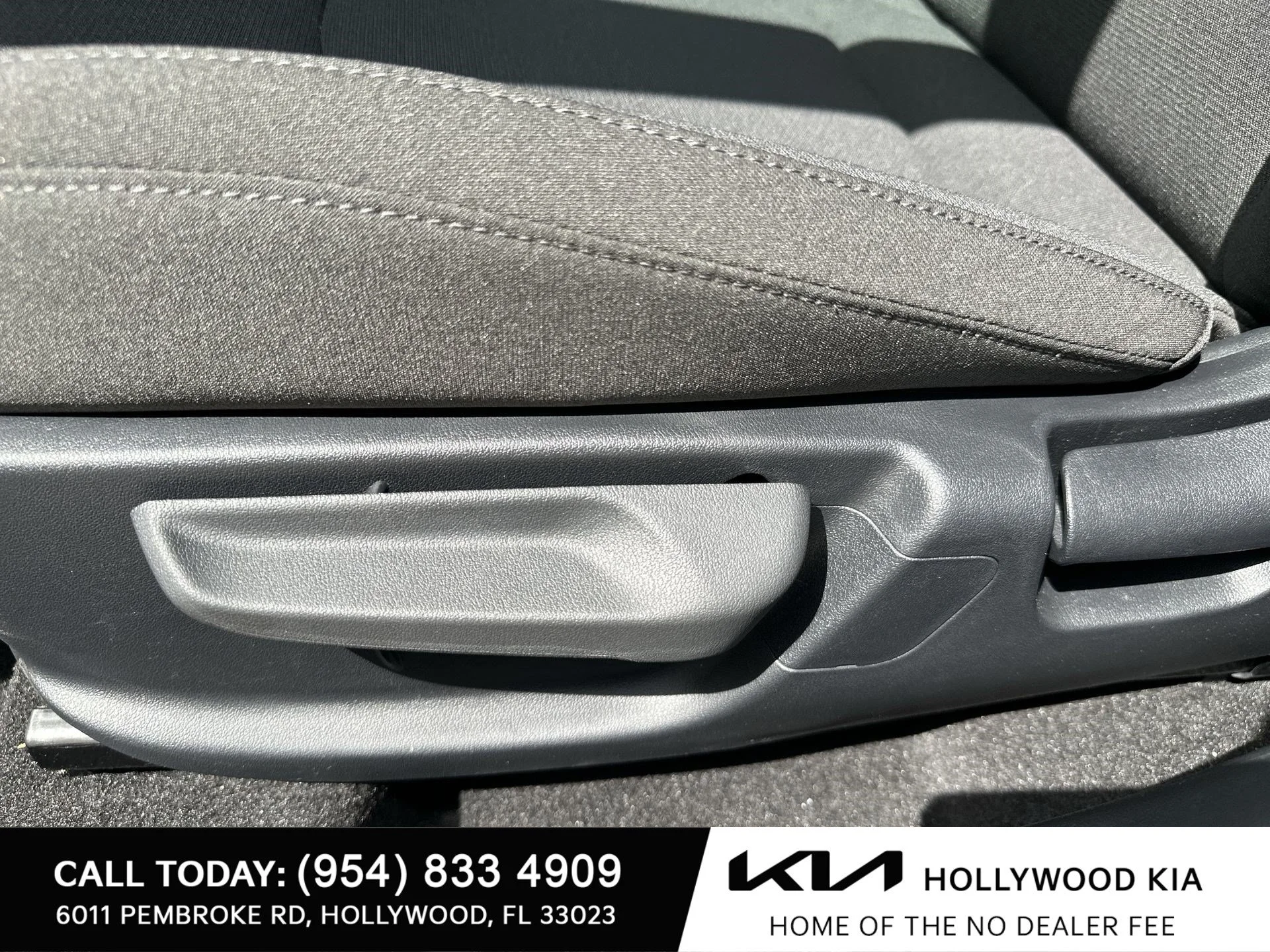 New 2026 Interstellar Gray Kia LX image 16