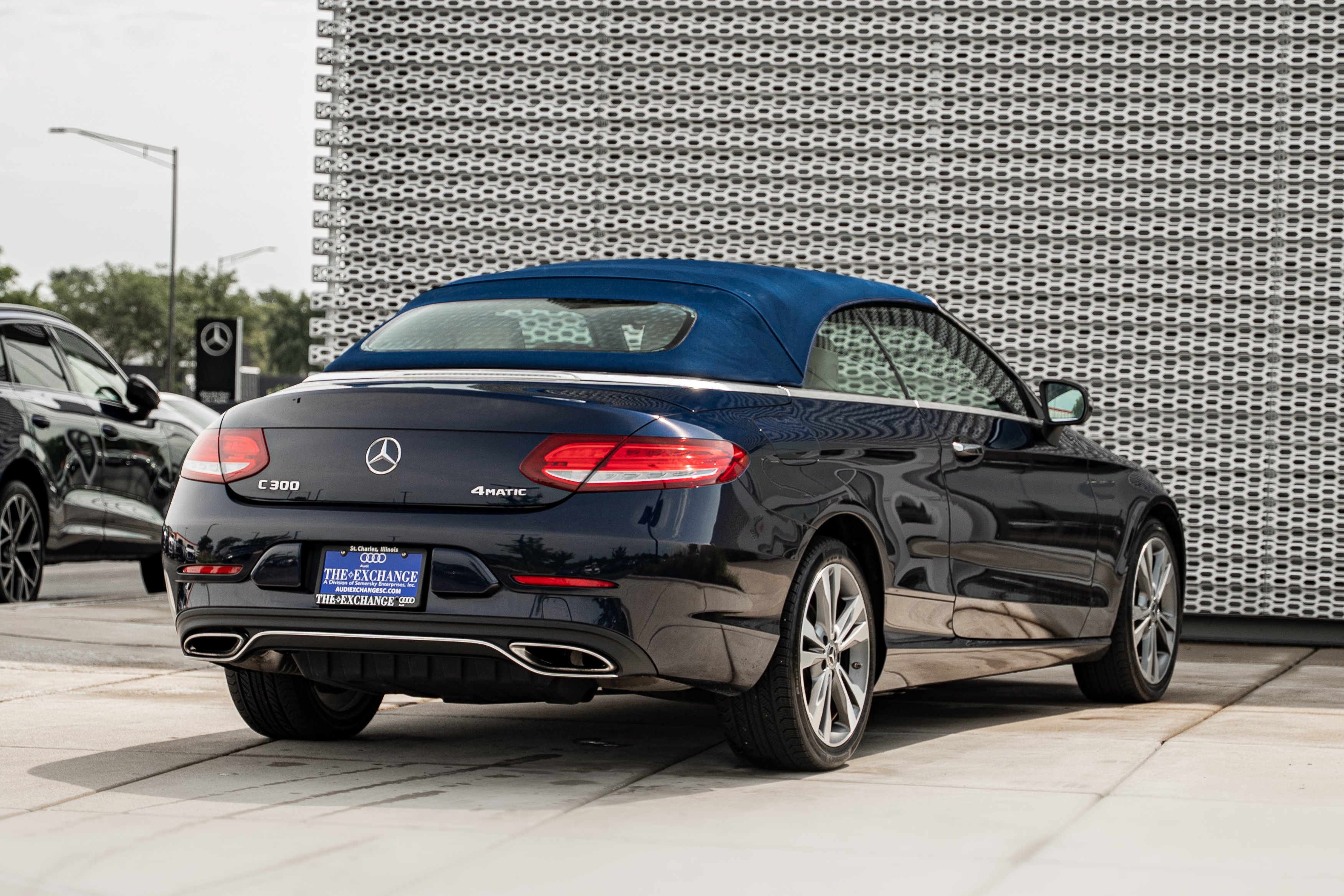 Used 2017 Brilliant Blue Metallic Mercedes-Benz C 300 image 6