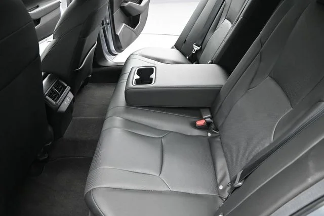 Used 2025  Honda Touring image 15