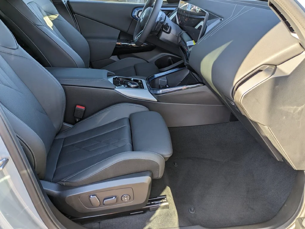 New 2026 Gray BMW 30 xDrive image 25