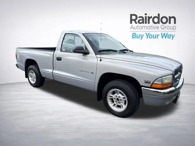 Used 1999 silver Dodge SLT image 1