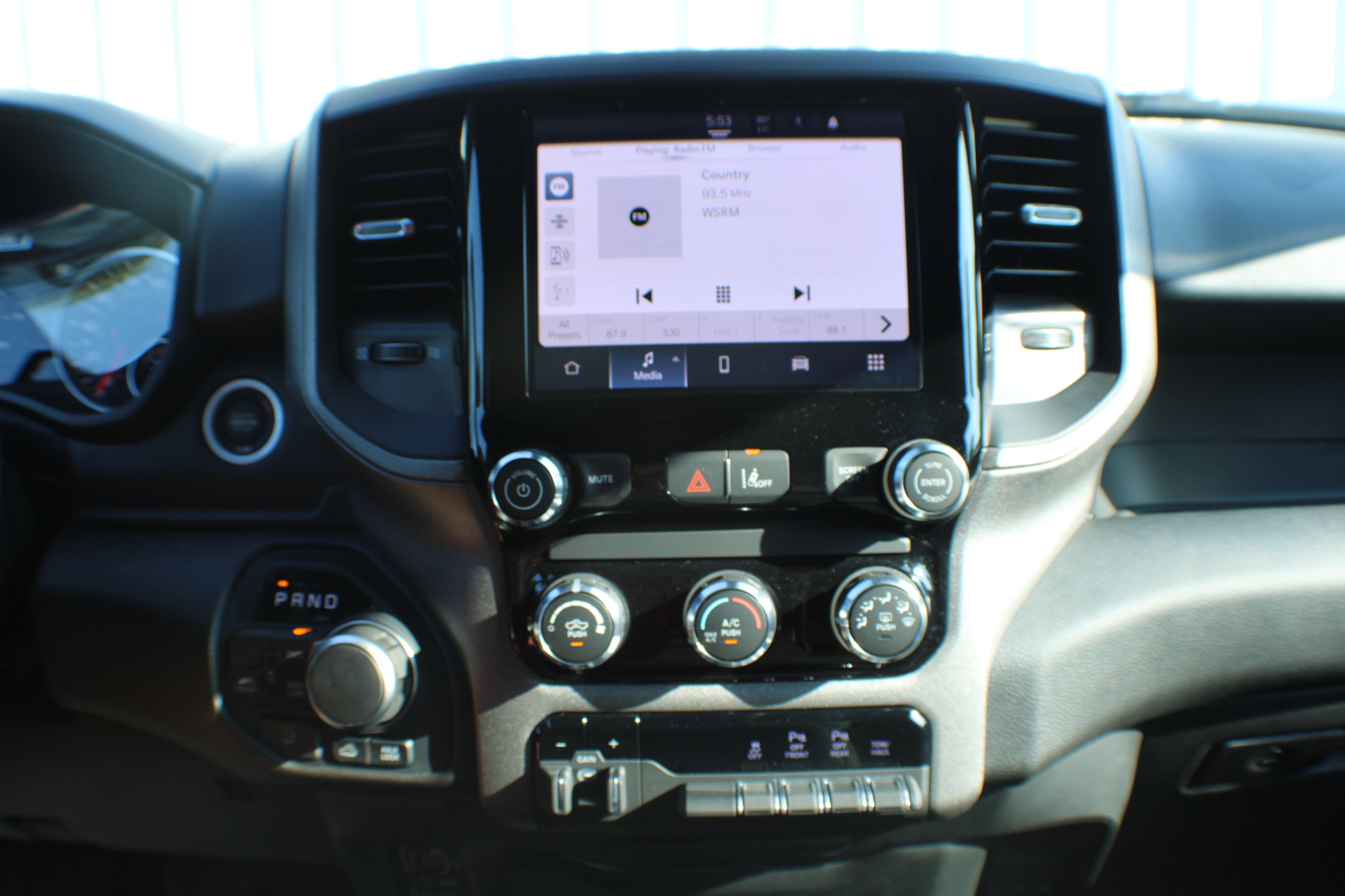 2025 RAM Ram 1500 Pickup Warlock - Photo 9