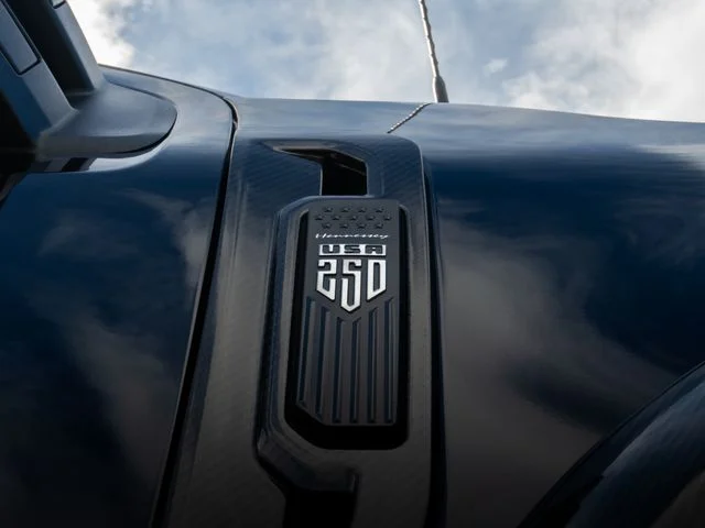 New 2026 Black Metallic Ford Lariat image 19