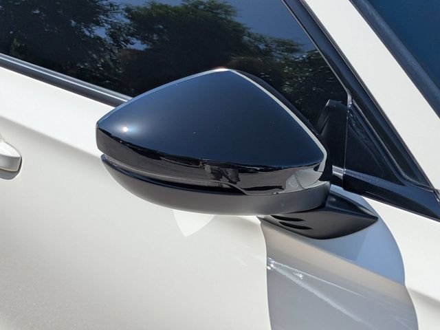 Used 2025 White Honda  image 12
