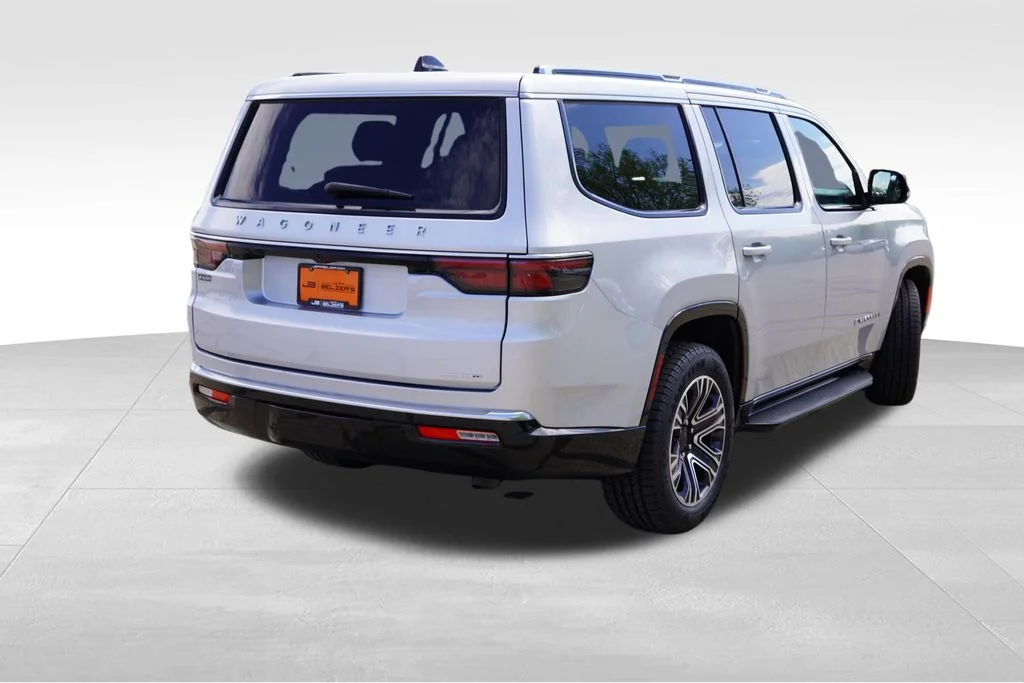 Used 2024 Silver Zynith Jeep Series II image 5