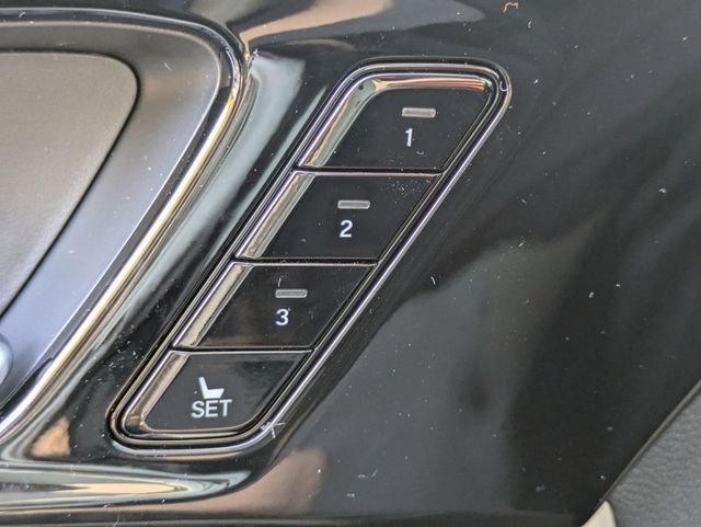 New 2026 Platinum White Pearl Acura Technology Package image 32