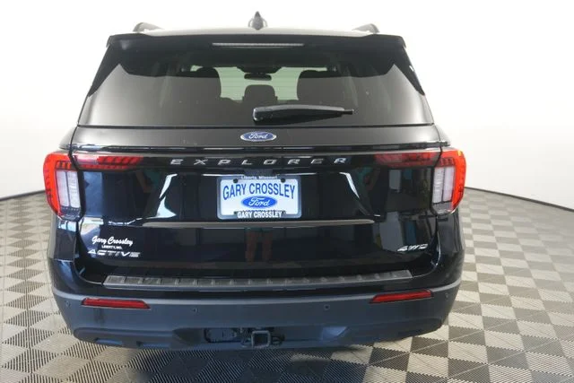 Certified Used 2025 Agate Black Metallic Ford Active image 4