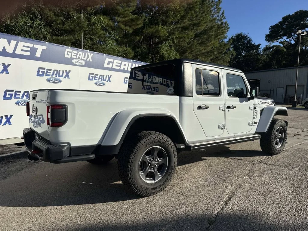 Used 2023 White Jeep Rubicon image 14