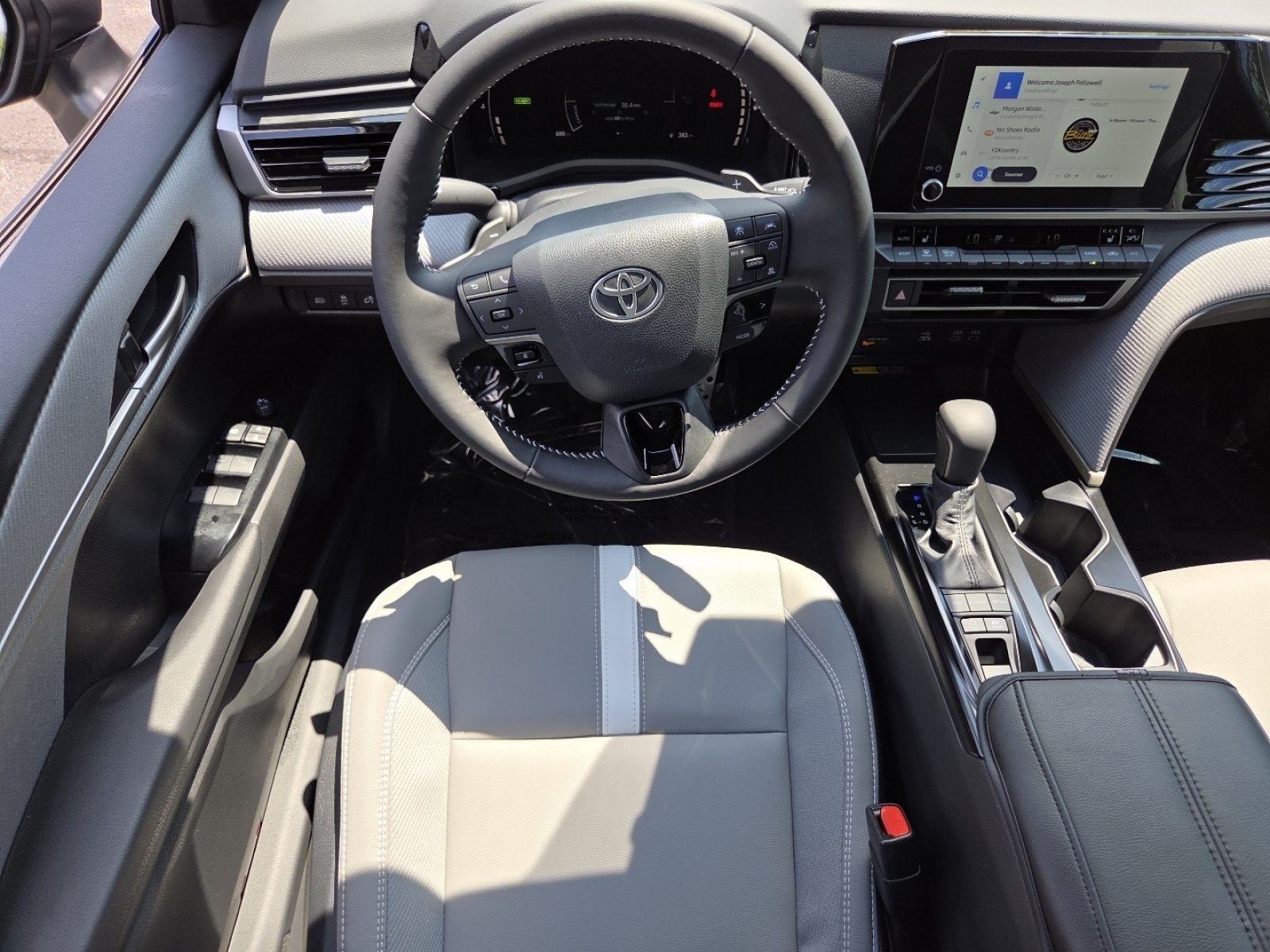Used 2026 Midnight Black Metallic Toyota SE image 30