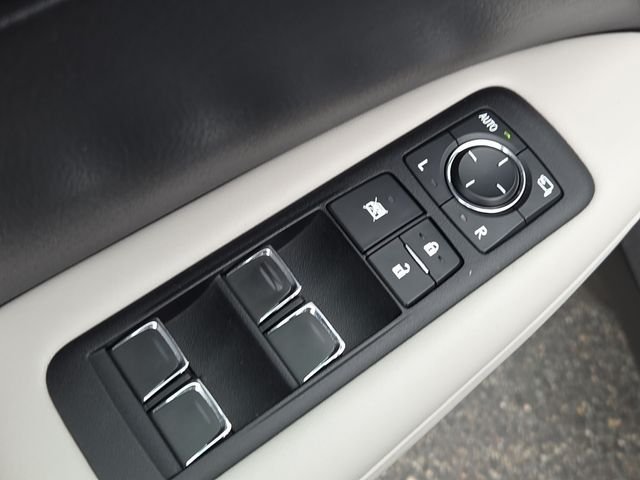 Used 2021 Gray Pearl Lexus 350 image 22