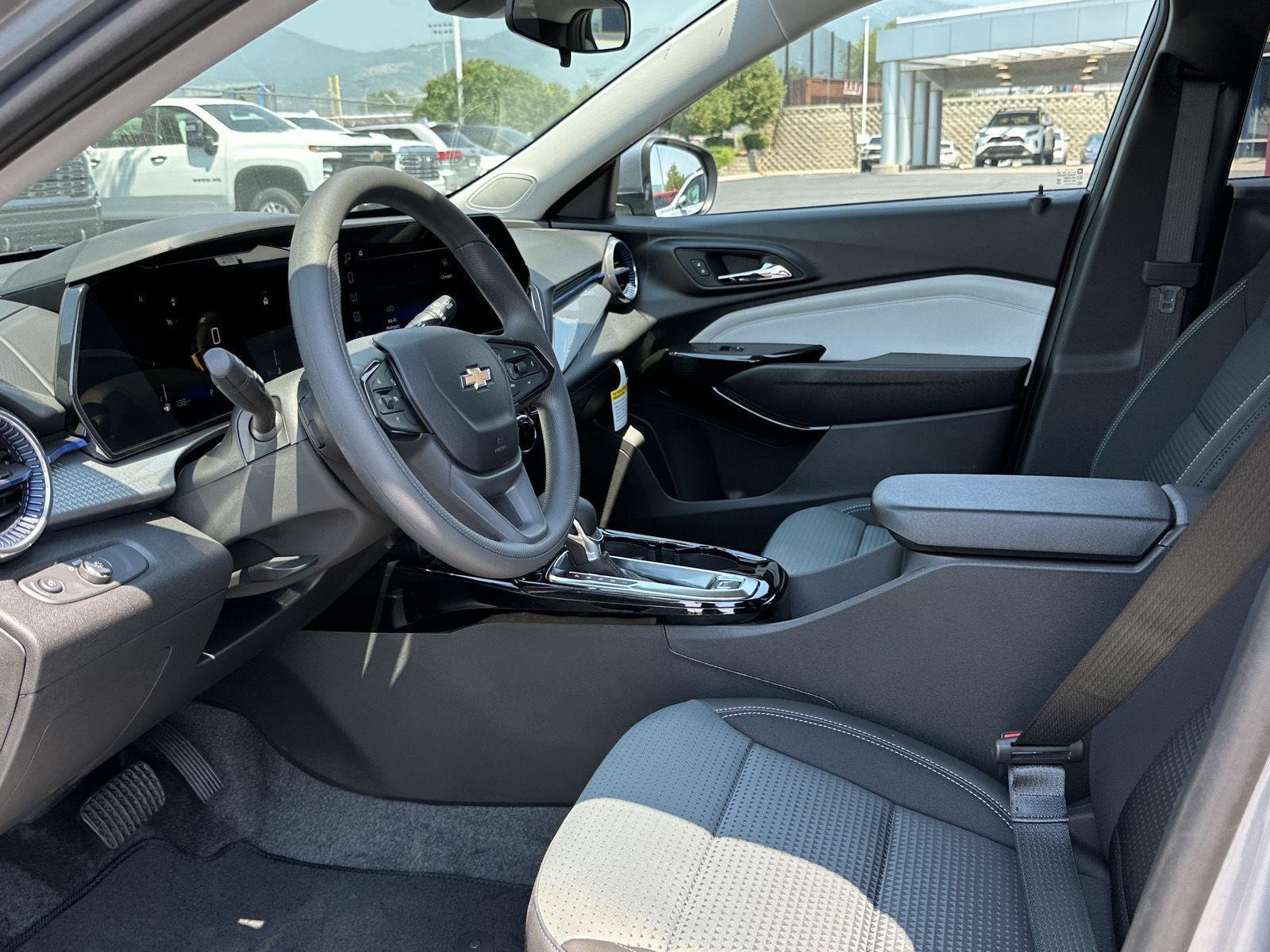 2026 Chevrolet Trax LT - Photo 23