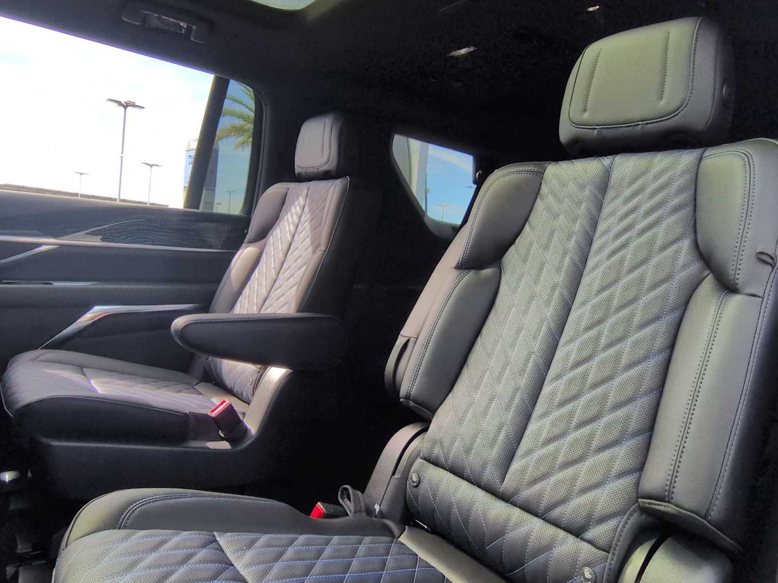 2026 Cadillac Escalade IQL Sport - Photo 25